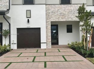 16013 NW 91st Ct, Miami Lakes, FL 33018