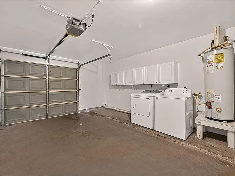 5206 Olana Dr — Photo 25