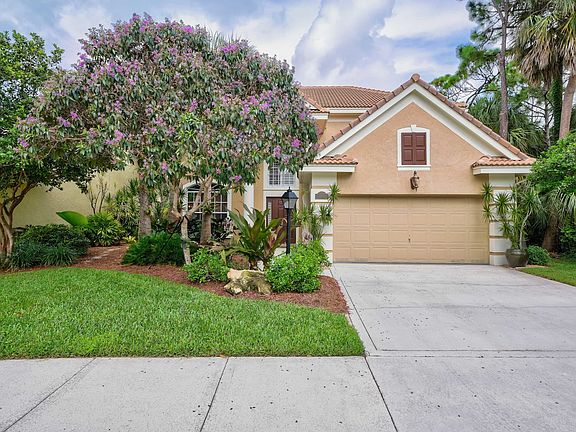 4th image of 100 Princewood Ln