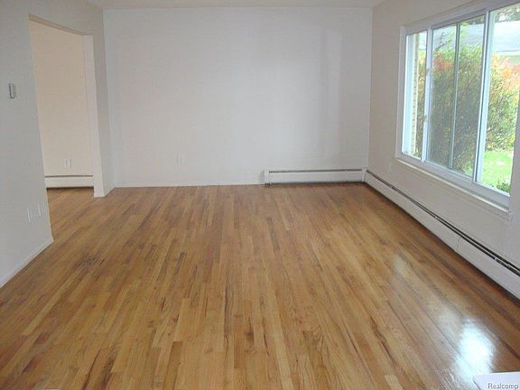 5th image of 20740 Northbrook Ct #1