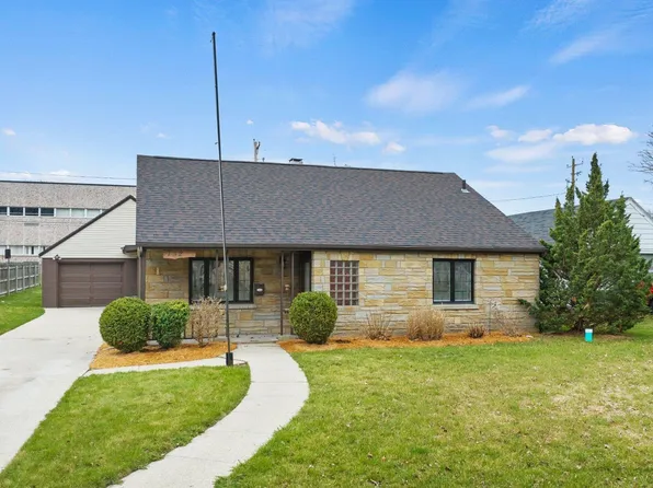 732 Park Ave, New Haven, IN 46774