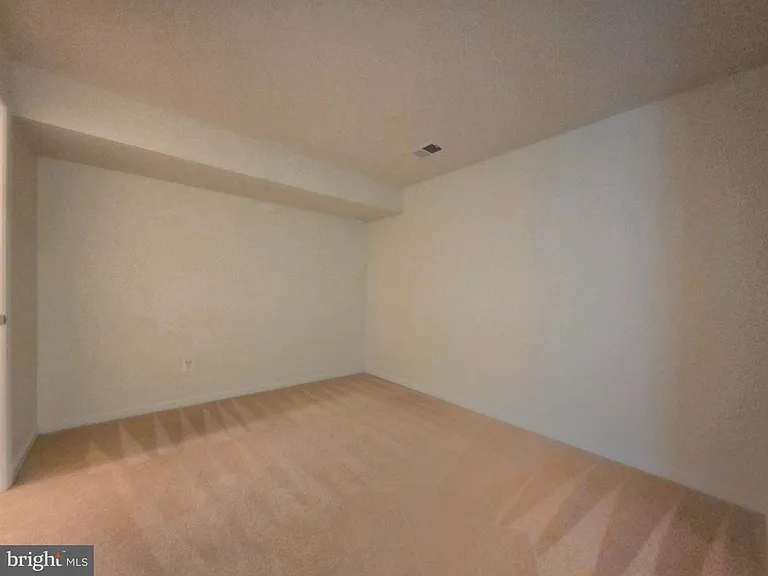15328 Elizabeth Burbage Loop — Photo 33