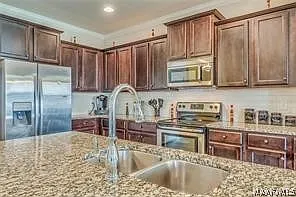 9319 Concord Park Dr — Photo 7
