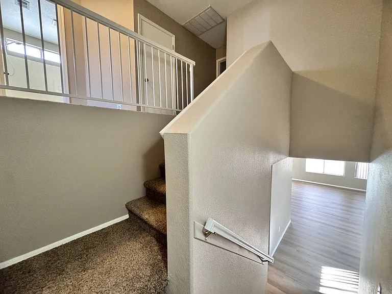 10453 N 76th Dr — Photo 10