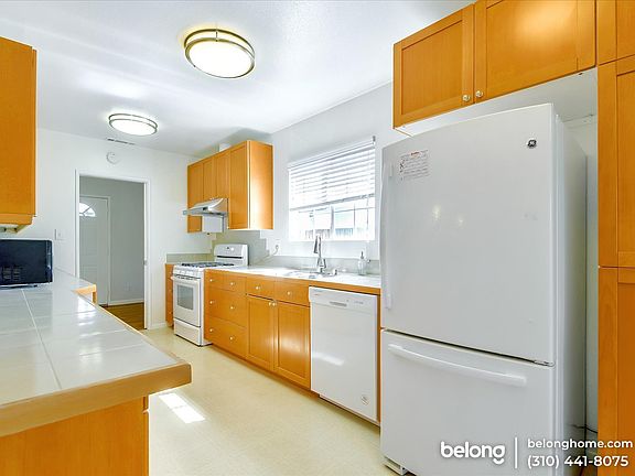 5th image of 4014 W 176th St