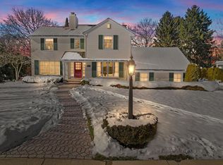 407 Tilbury Rd, Bloomfield Hills, MI 48301