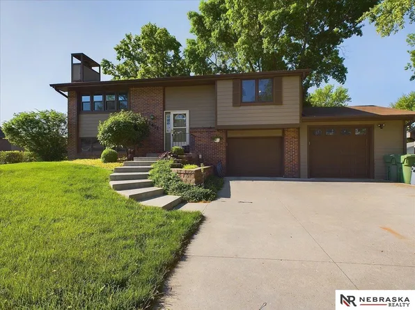 14411 Castlewood St, Waverly, NE 68462