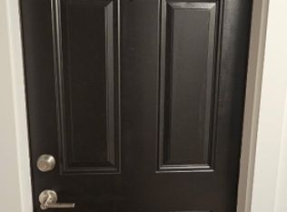 31 Main St APT 1, Clinton, NJ 08809