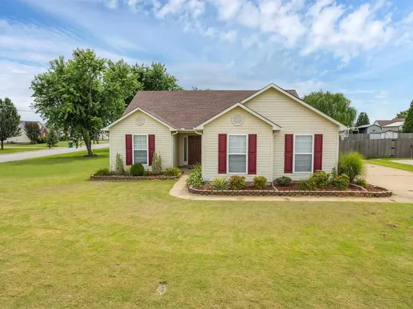 12 Majestic Oak Cv, Humboldt, TN 38343