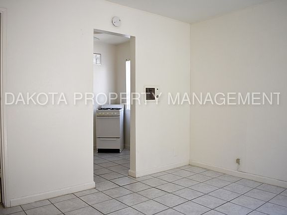 2nd image of 3763 Ingraham St APT 301