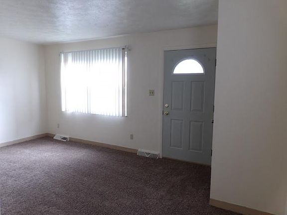 5th image of 1016 Patricia Dr