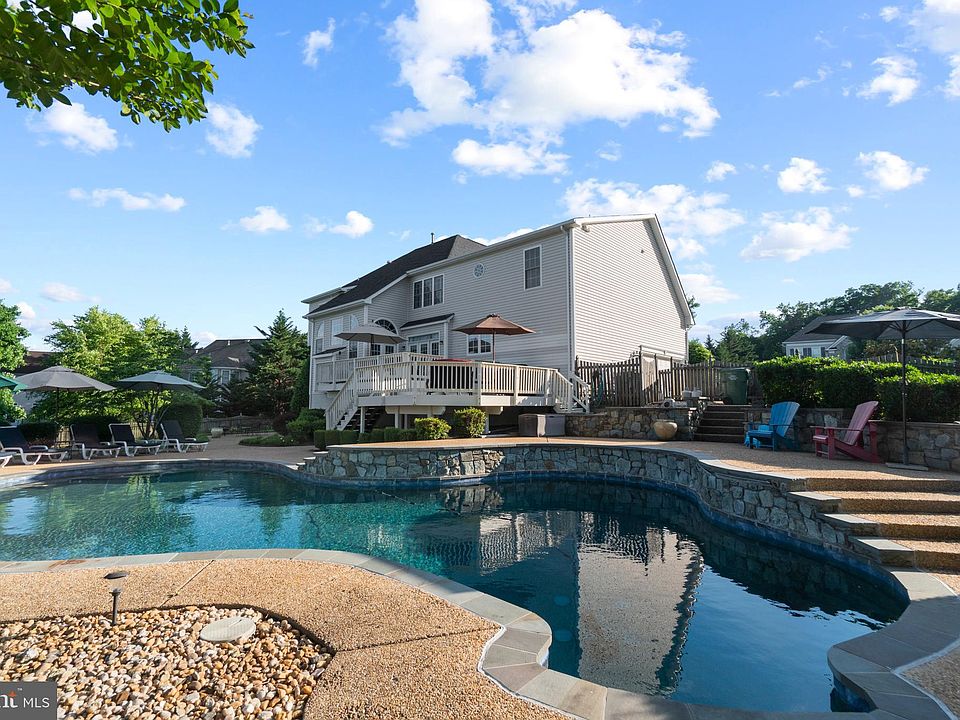 7 Colonial Rd, Stafford, VA 22554 Zillow