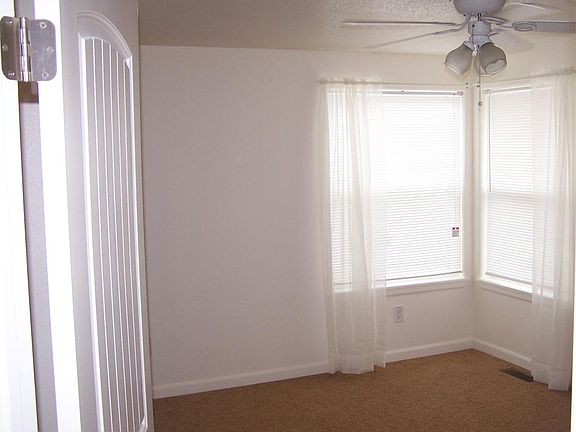 3rd image of 3904 NE 145th Ave