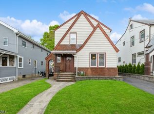 15 Clay St, Clifton, NJ 07014
