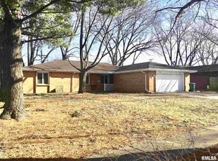 332 Norwalk Rd, Springfield, IL 62704