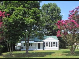 188 Hill Dr, Lexington, NC 27295