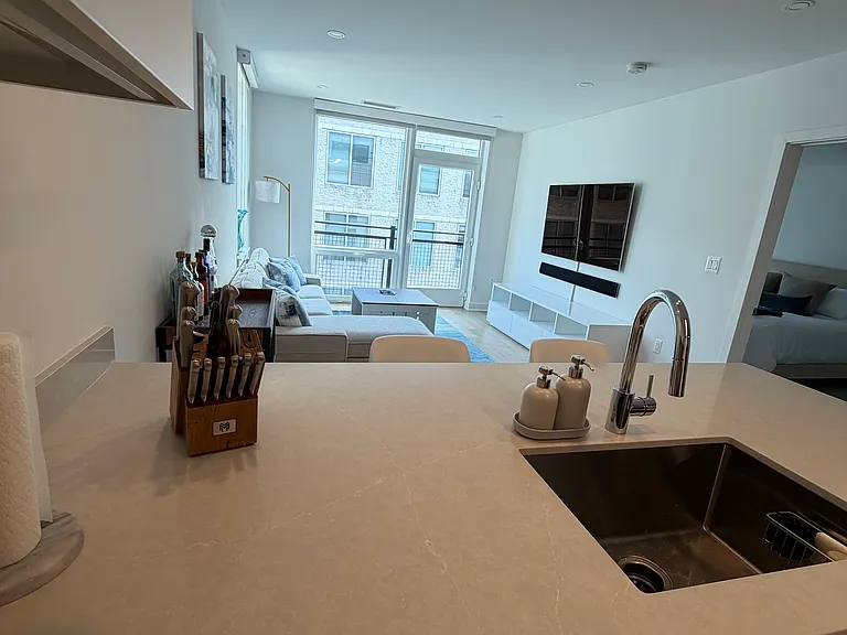 37 L St SE #1105 — Photo 26