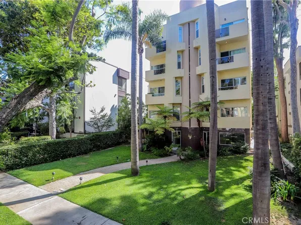 410 N Oakhurst Dr APT 101, Beverly Hills, CA 90210