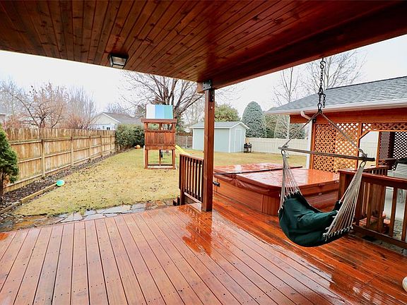 5th image of 1012 Silverbow Ave