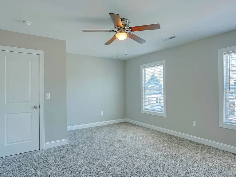 321 Starfish Ln — Photo 13