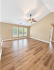 3rd image of 34 Hamilton Grove Dr