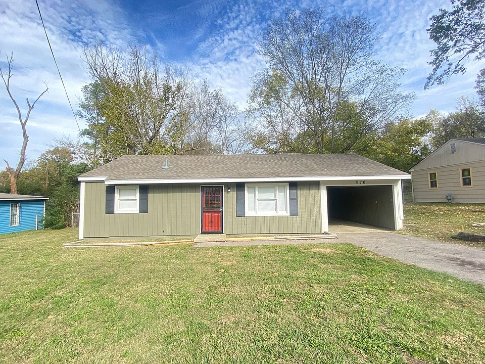 976 Carrolton Rd