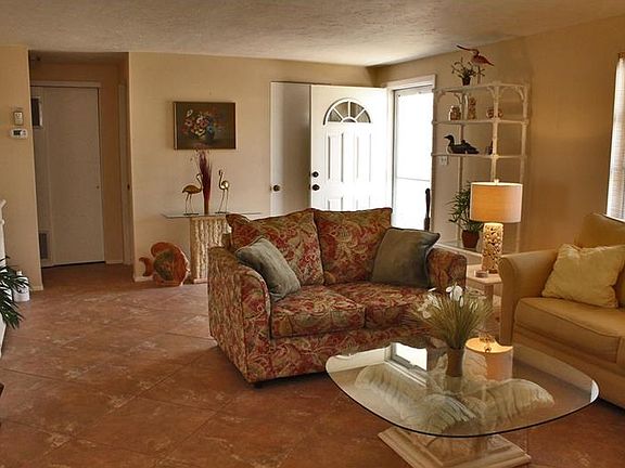 3rd image of 409 Circlewood Dr #I-3