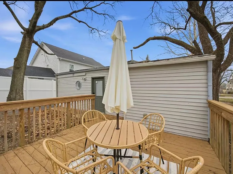 107 Westwood Dr — Photo 22