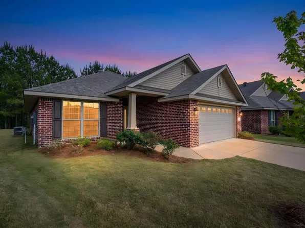 340 Black Creek Trl, Odenville, AL 35120