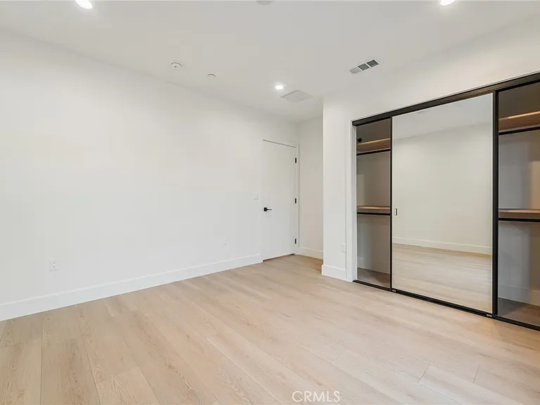 7510 Sepulveda Blvd #204 — Photo 22