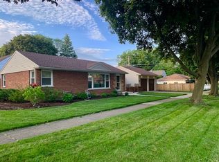 201 N Pine St, Mount Prospect, IL 60056