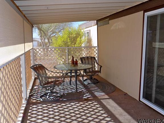 2nd image of 3049 Rosewood Ave
