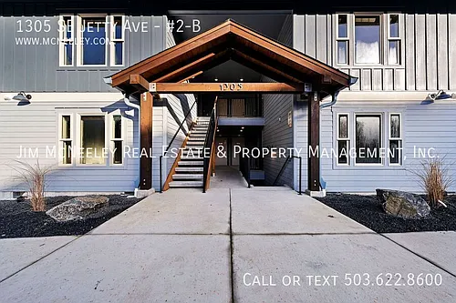 1305 SE Jetty Ave #2-B Photo 1