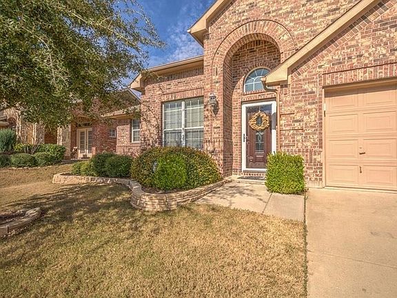 2nd image of 4925 Friedman Ln