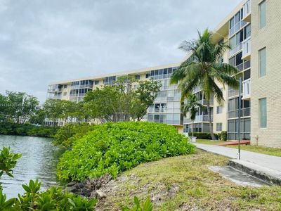 2930 Point East Dr APT E305, North Miami Beach, FL, 33160