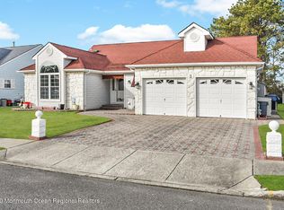 3 Sandhurst Ct #3, Toms River, NJ 08757