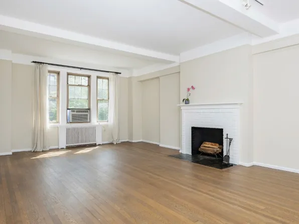 45 Christopher Street image 1 of 6