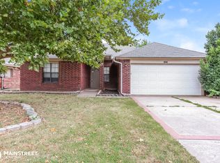 12516 NW 3rd Pl, Yukon, OK 73099