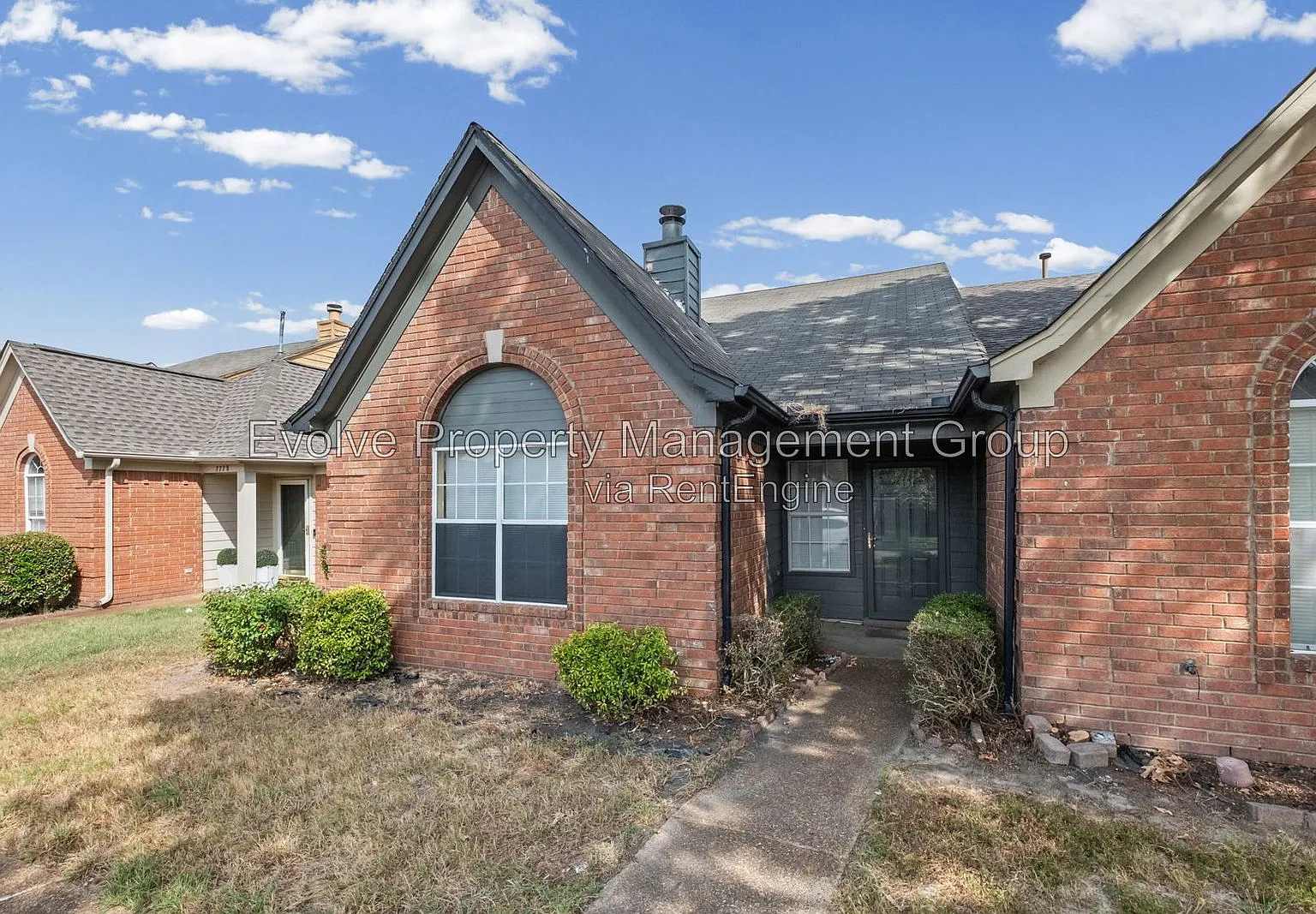3 bed, 2.0 bath, 1277 sqft, $1,595 — Photo 3