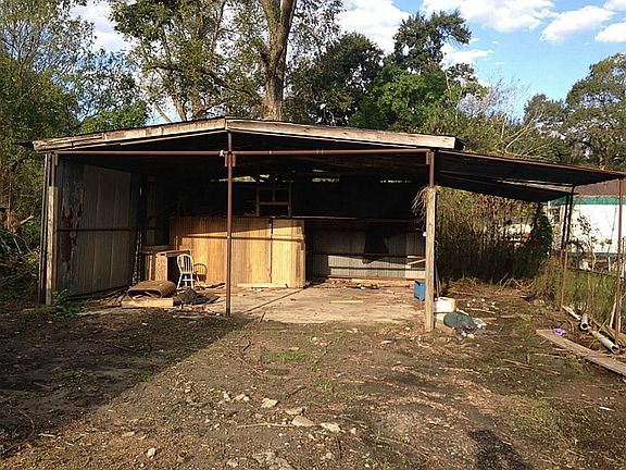 4th image of 14035 McDermott Dr