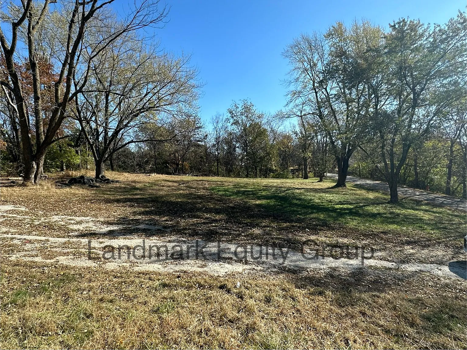 2 bed, 1022 sqft, $1,100 — Photo 2