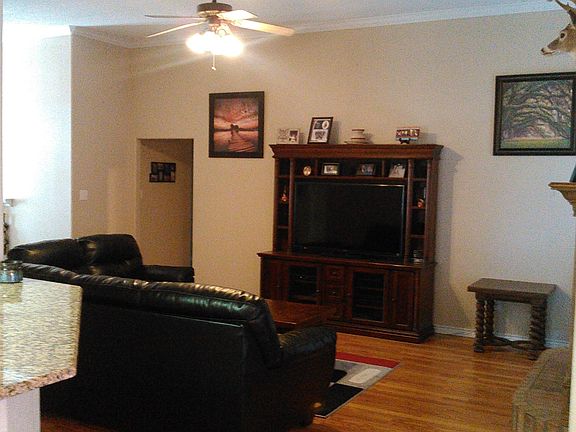 4th image of 5366 Wagon Wheel Ave