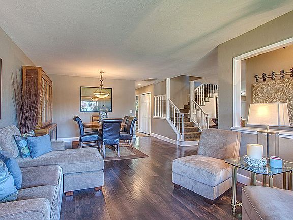 4th image of 5860 Montevino Dr
