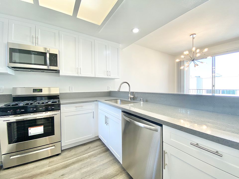 1st image of 1744 Butler Ave APT 305