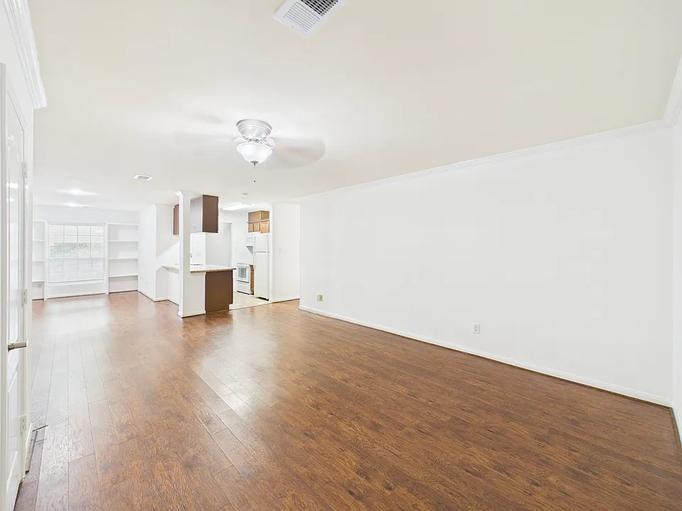 5333 Richmond Ave #21