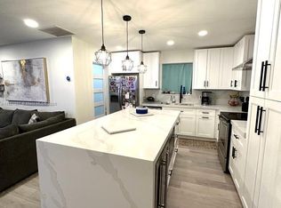 2751 SW 4th Ct, Fort Lauderdale, FL 33312