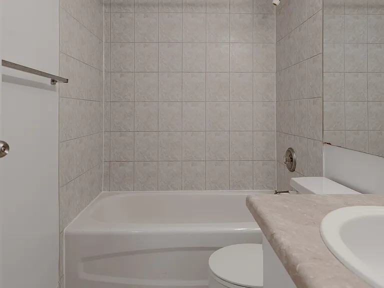 20 Saint Patrick St #220 — Photo 22
