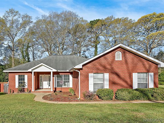 2nd image of 2824 Morningdove Way