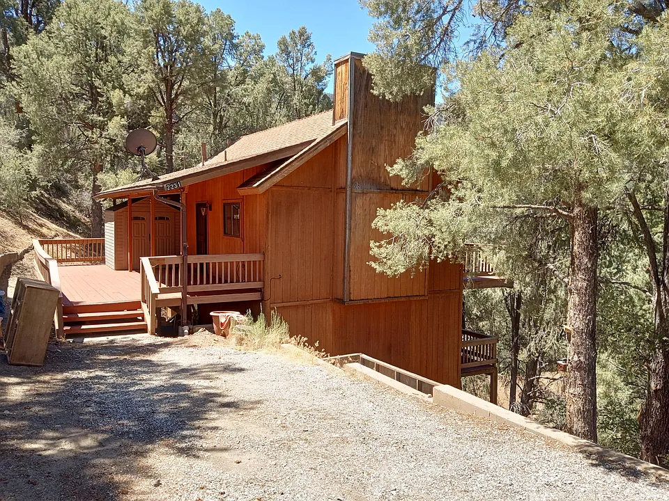 2231 Ironwood Dr