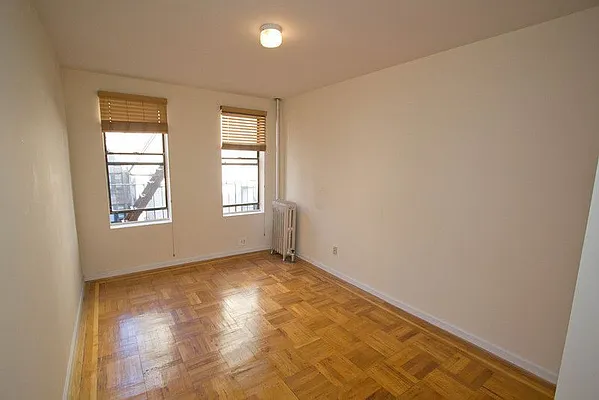 Rented by Julianna Realty Corp | media 25